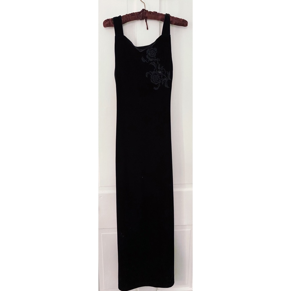 Velour Evening Dress 🖤